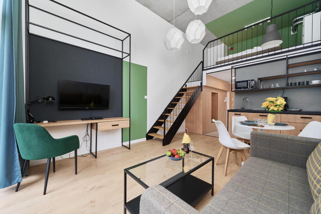 Mezzanine Studio Apartments Zarembowicza Wroclaw Airport By Renters Exterior photo