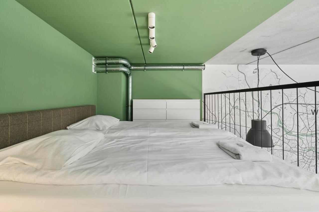 Mezzanine Studio Apartments Zarembowicza Wroclaw Airport By Renters Exterior photo